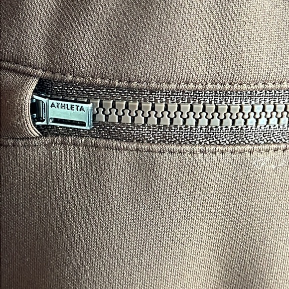 ATHLETA VENICE FLARE PULL ON PANTS SLIT AT HEM Mahogany Brown Sz MED - Picture 9 of 15